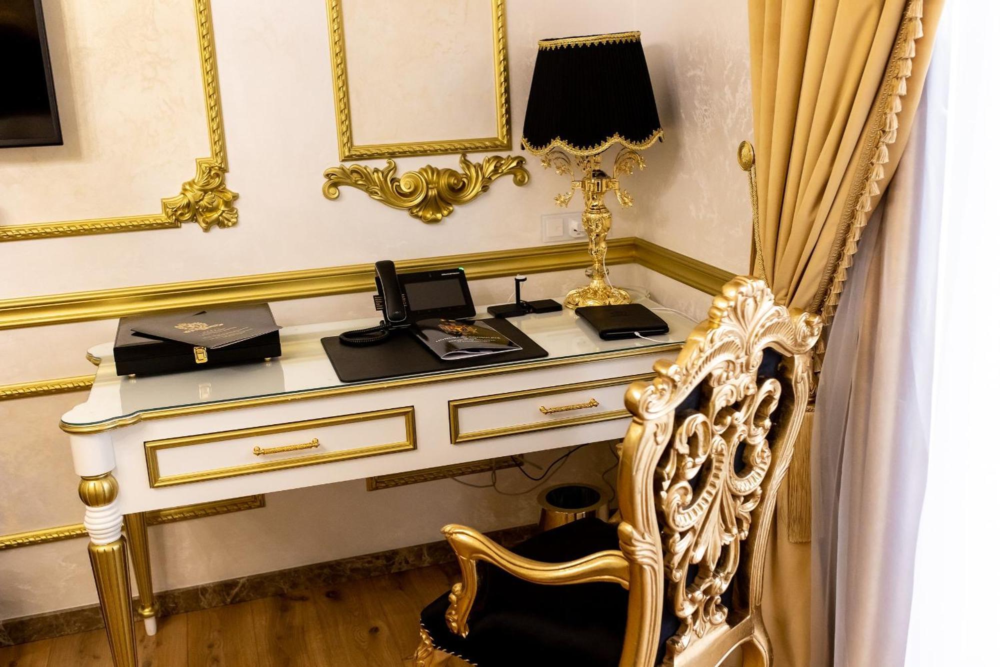 Royal Palace Luxury Hotel And Spa Khmelʼnytsʼkyy Pokój zdjęcie