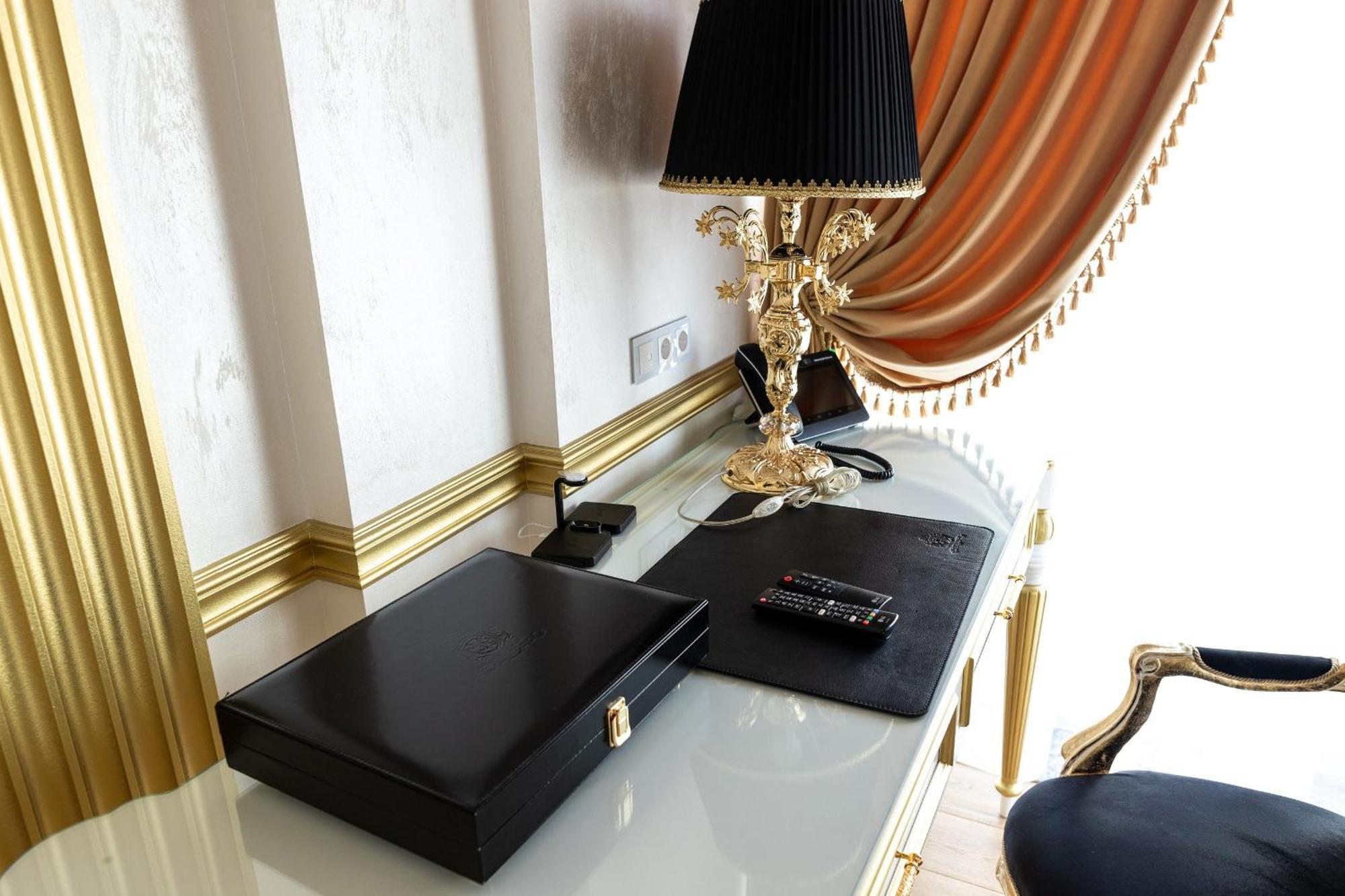 Royal Palace Luxury Hotel And Spa Khmelʼnytsʼkyy Pokój zdjęcie
